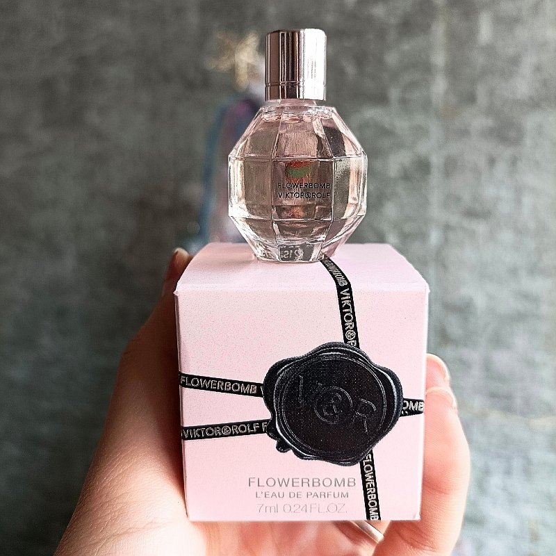 Viktor & Rolf – Flowerbomb Eau de Parfum