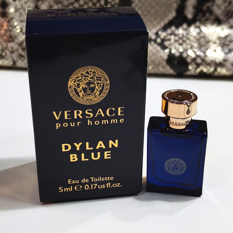 Versace – Dylan Blue Pour Homme Eau de Toilette